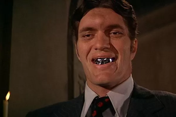 Muere uno de los villanos emblemáticos de 'James Bond'
