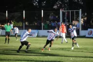 Unión Aconquija ganó y complicó a San Martín