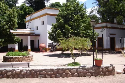 La Rioja: Beder Herrera quiere la expropiación de una finca de la Universidad de La Plata