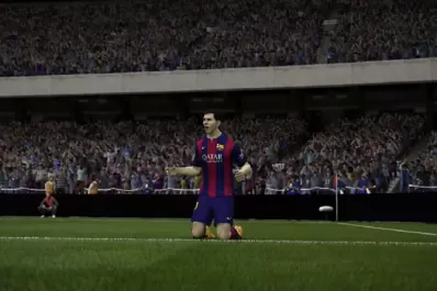 Messi anota un golazo en el 'FIFA 15'