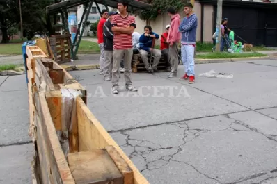 Policías tucumanos exigirán una suba salarial del 40%