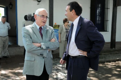 El socialismo avala que Cano acuerde con Massa o Macri