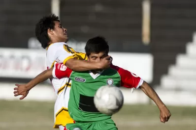 San Jorge recibió una lección de Mitre