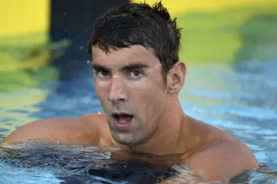 Detuvieron a Michael Phelps por manejar borracho