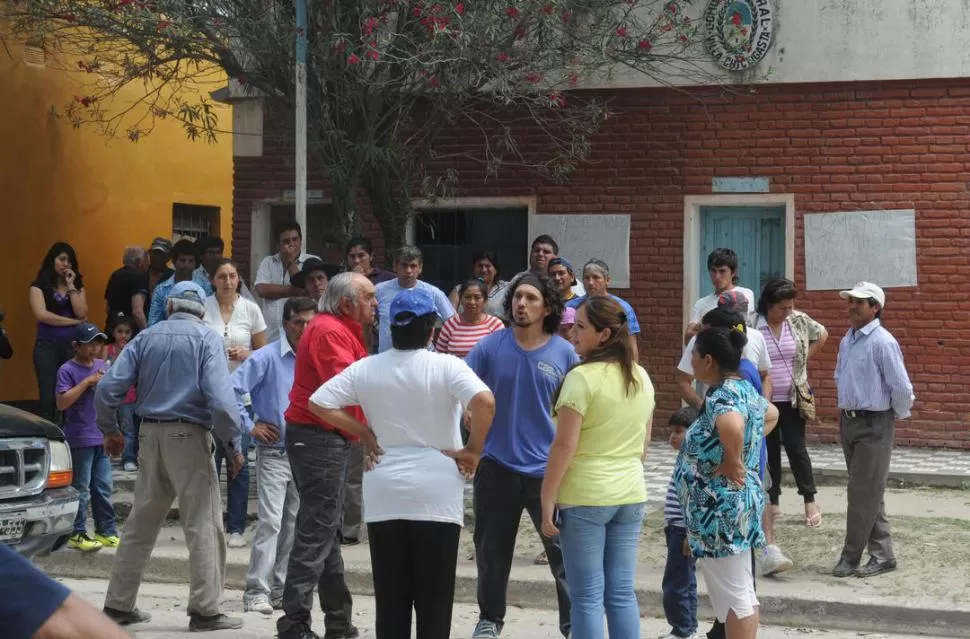 RECLAMO. Vecinos piden un mejor atención en el Caps zonal. la gaceta / foto de Antonio Ferroni
