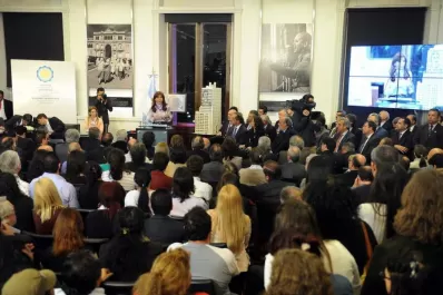 Cristina fustigó a Griesa, al campo y a los bancos