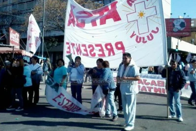 Estatales de Jujuy vuelven a hacer paro