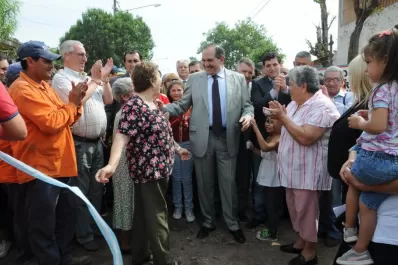 Alperovich insistió con su advertencia a los votantes