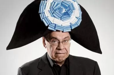 Enrique Pinti vuelve recargado para hablar del país