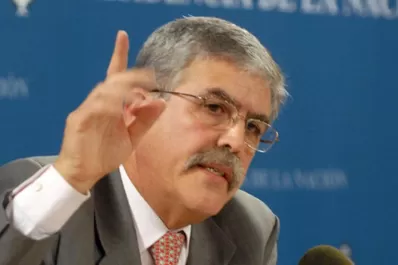 De Vido dice que seguirá la quita de subsidios a la luz