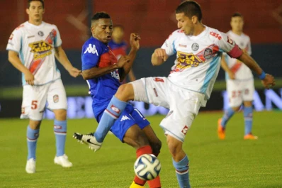 Tigre y Arsenal empataron 1-1 en Victoria