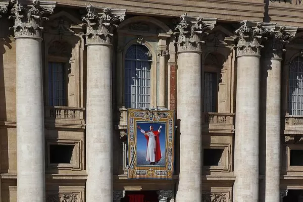 El papa Pablo VI, quien instituyó los sínodos de obispos, ya es beato