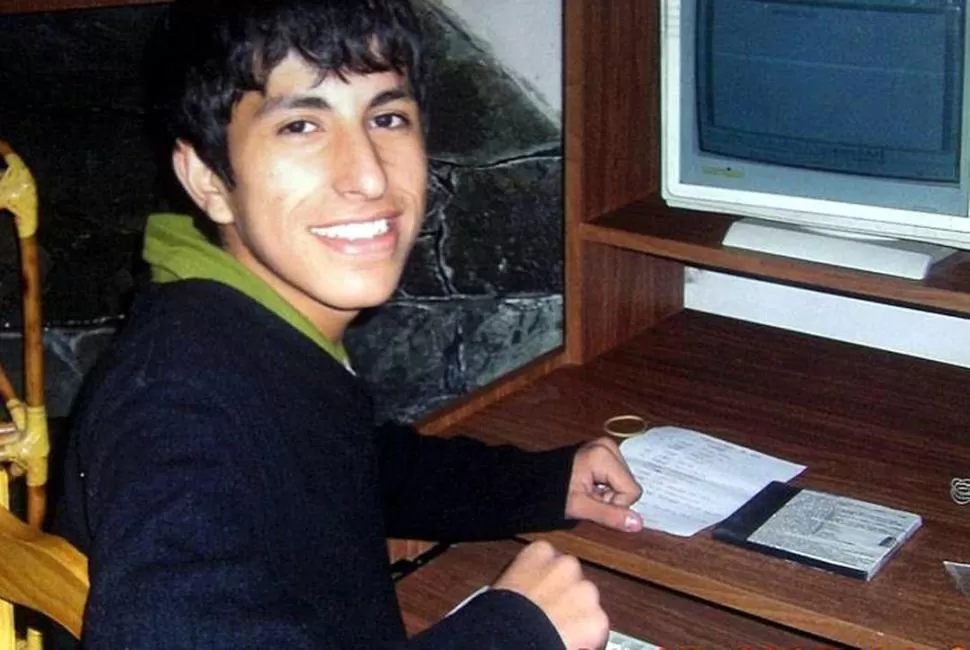 VÍCTIMA. Luciano Arruga tenía 16 años cuando fue declarado desaparecido. dyn 