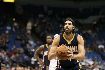 Poco aporte de Scola en la derrota de Pacers