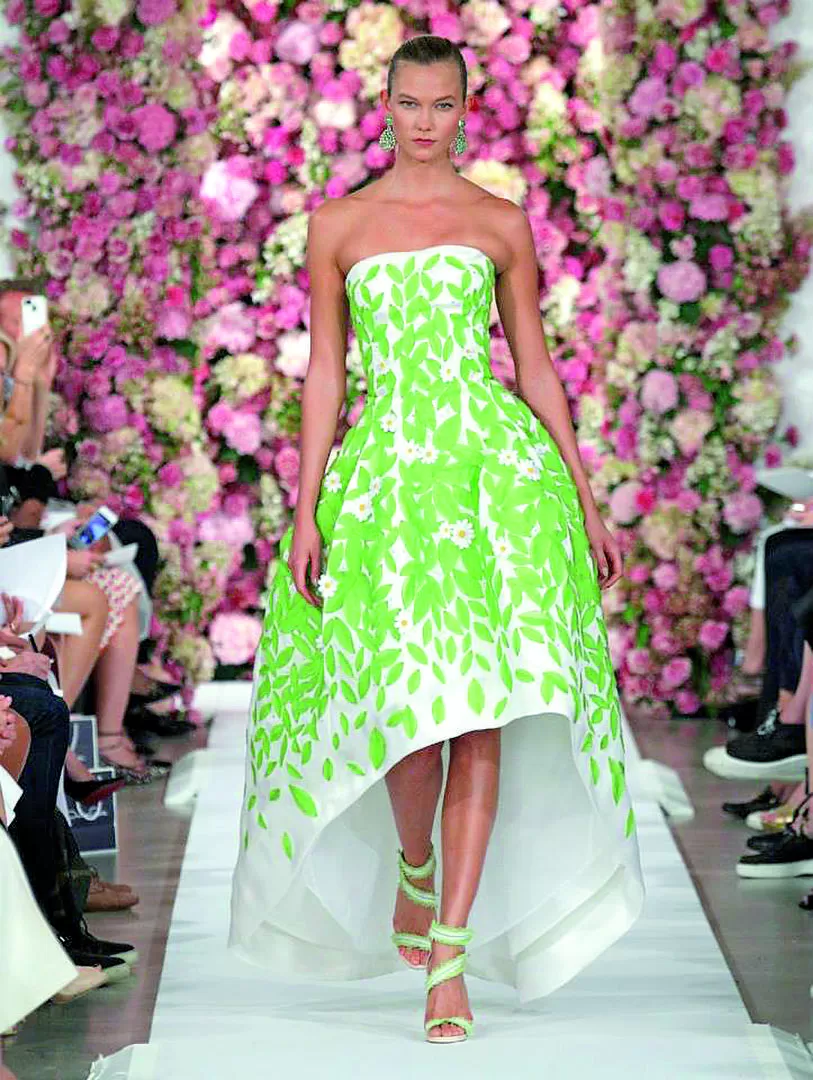 En la semana de la moda de Nueva York, Oscar de la Renta presentó su última colección primavera/verano 2015.