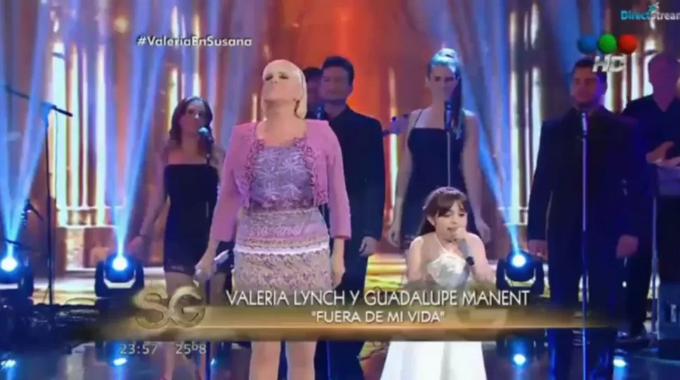 Una niña de nueve años cantó junto a Valeria Lynch y emocionó a Susana Giménez