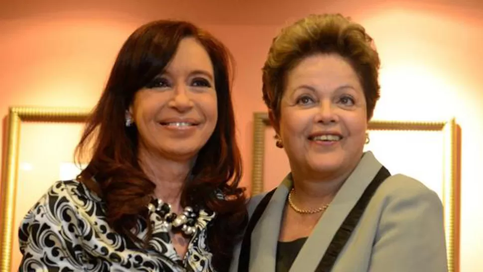 COMPAÑERAS. Cristina y Dilma, dos presidentas latinoamericanas. FOTO DE TWITTER @CFKArgentina
