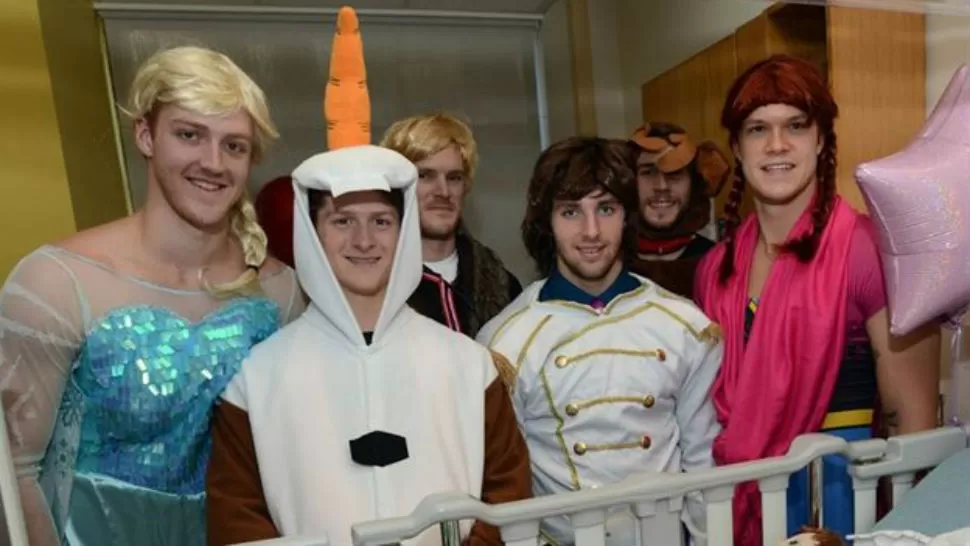 SOLICITADO. El disfraz de Elsa, una de las protagonistas de Frozen. IMAGEN DE GETTY