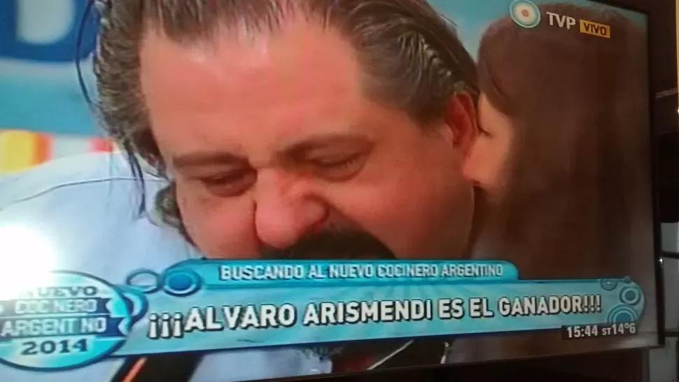 GANADOR. Álvaro Arismendi no pudo contender las lágrimas de emoción por su triunfo. CAPTURA DE PANTALLA