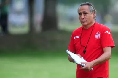 JJ López define el equipo para enfrentar a Mitre