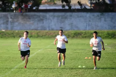 San Martín y Mitre se miden por la Copa Argentina