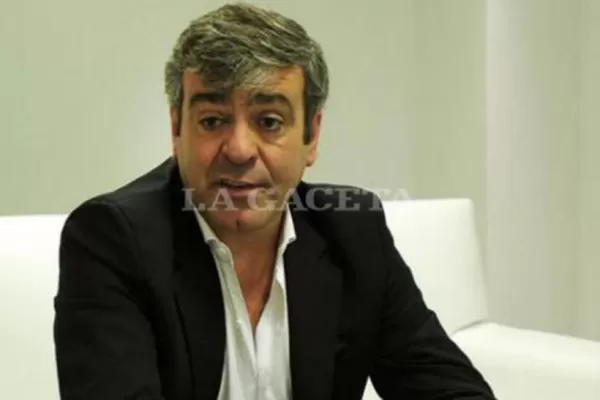 Cano maneja encuestas que le favorecerían
