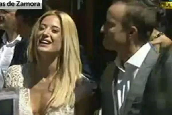 Se casaron por civil Jésica Cirio y Martín Insaurralde