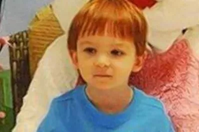 Torturan hasta la muerte a un niño de 3 años por no tomar su desayuno