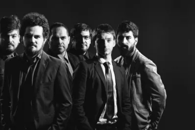 Los Huayra: aunque haya mixturas, lo suyo es el folclore