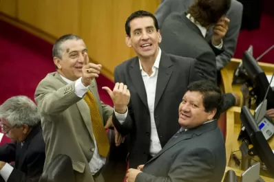 “Los grupos Terraza y Frontón me tienen celos”, afirma Assán