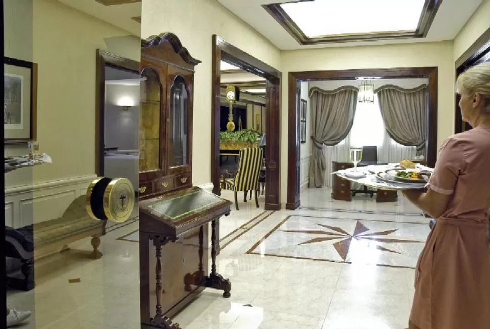 LUJO. La suite del Otamendi donde se encuentra la Presidenta es inmensa. foto de sanatorio-otamendi.com.ar