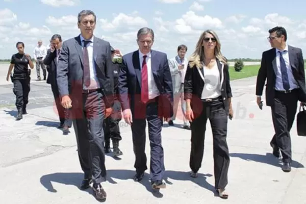 Desde Santiago, Randazzo criticó el paro de transporte