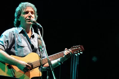 Copani: “La música es un vehículo”