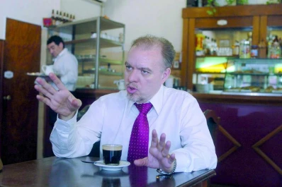 Política, narcotráfico y amor, en una historia que no da respiro