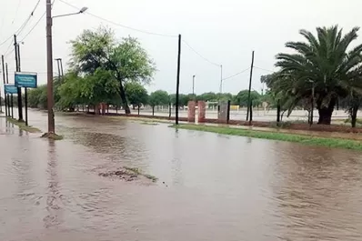La tormenta dejó incomunicada a Añatuya