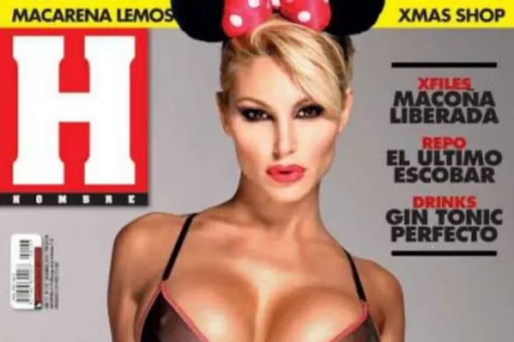 Vicky Xipolitakis posó hot como la novia de Mickey Mouse