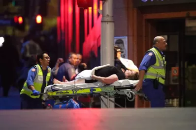 Con al menos dos muertos finalizó la toma rehenes en Sydney luego de 16 horas