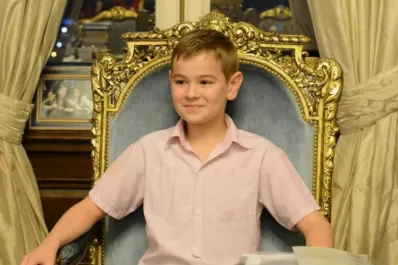 Casey Wander prueba el sillón de Rivadavia de cara al 2047