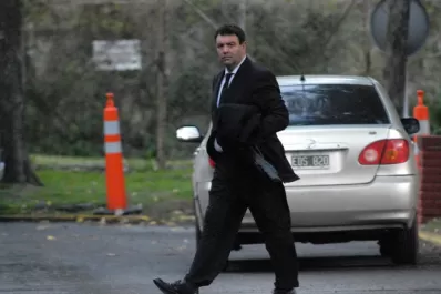 Por el atentado a la AMIA, Corach sigue investigado