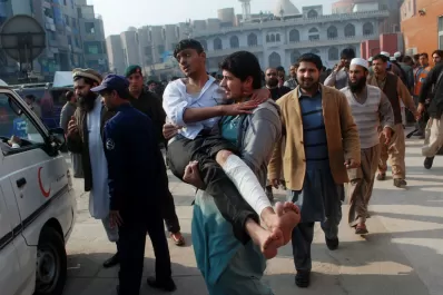 Un comando talibán asesinó a 126 alumnos de una escuela de Pakistán