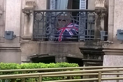 Un lector se llevó una sorpresa cuando pasó por Casa de Gobierno