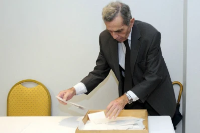 Votación repartida y pareja