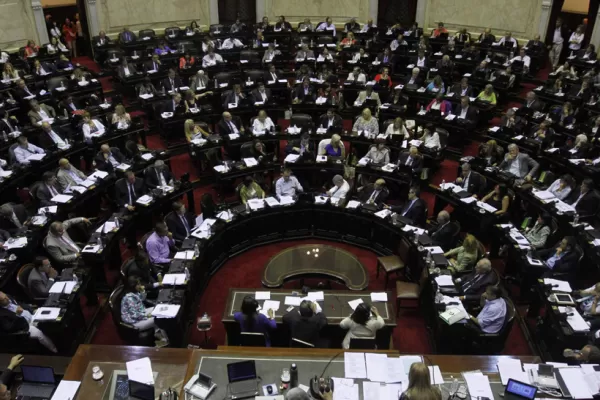 Diputados convirtió en ley el proyecto de telecomunicaciones del oficialismo