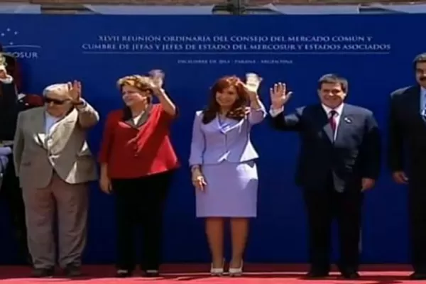 Cristina recibió a los presidentes que participarán de la Cumbre del Mercosur