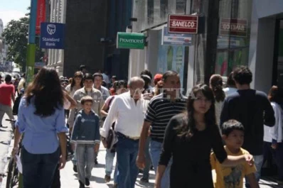 El Banco Central no abrirá sus puertas el 26 ni el 31 e invitó a adherir a todos los bancos