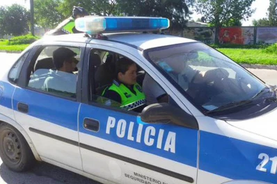 Ciclistas ayudaron a detener a un arrebatador en la avenida Perón, en Yerba Buena