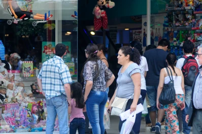 Los comercios extienden el horario de atención por Navidad y Año Nuevo