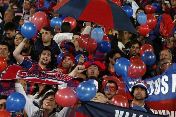 El estadio de Marrakech se pintó de azulgrana