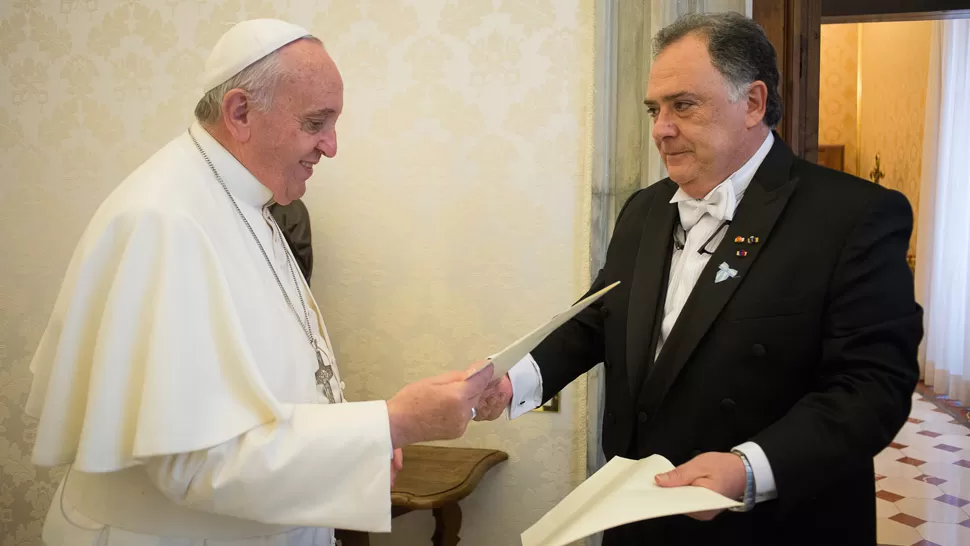 EL VATICANO. El Papa Francisco recibió las cartas credenciales del flamante Embajador argentino ante la Santa Sede, Eduardo Valdés. TELAM