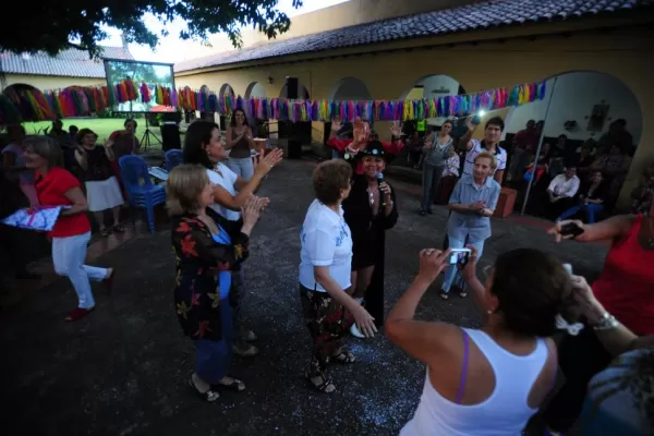 Despidieron el año con fonomímica y cumbias